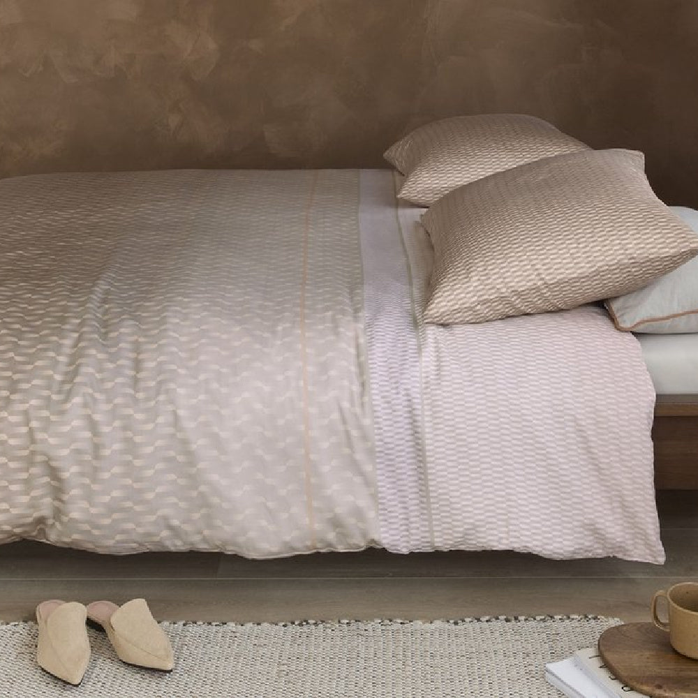 Housse de couette Archer Sand à motif géométrique de Beddinghouse