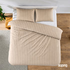 Dekbedovertrek Cotton Stripe Beige van Auping met een luxe uitstraling