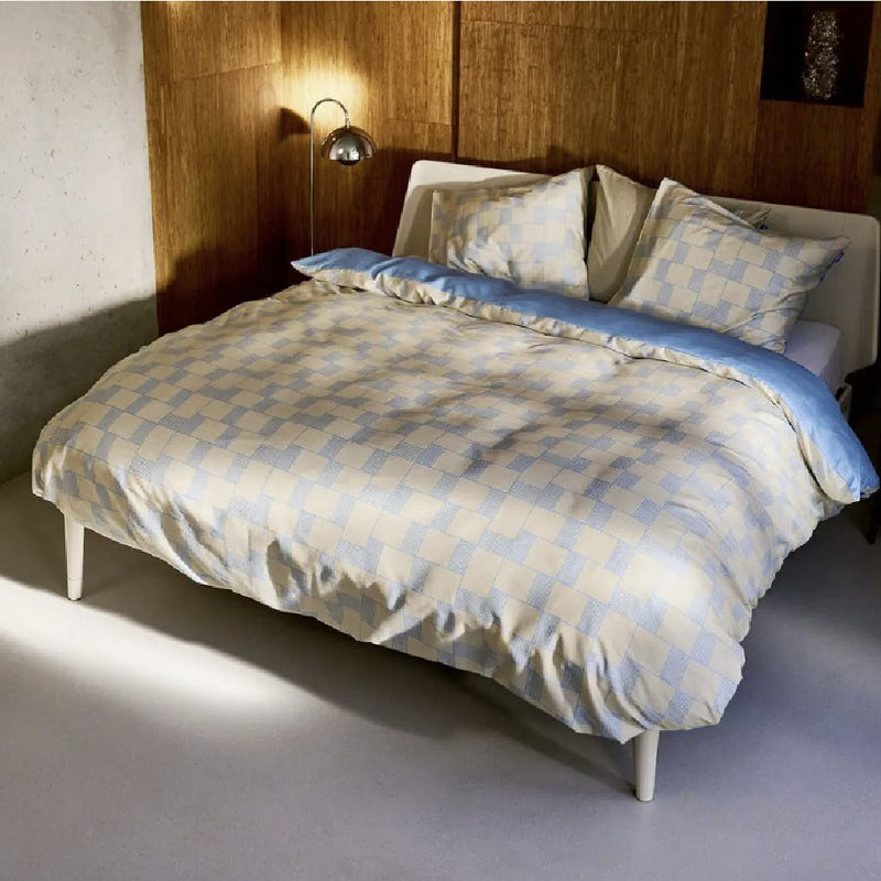 Dekbedovertrek Seaside Grid van Auping met een rustgevend rasterpatroon