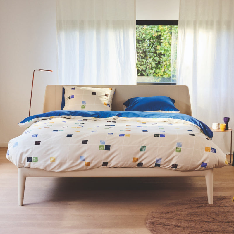 Dekbedovertrek Urban Mosaic van Auping met speels patroon
