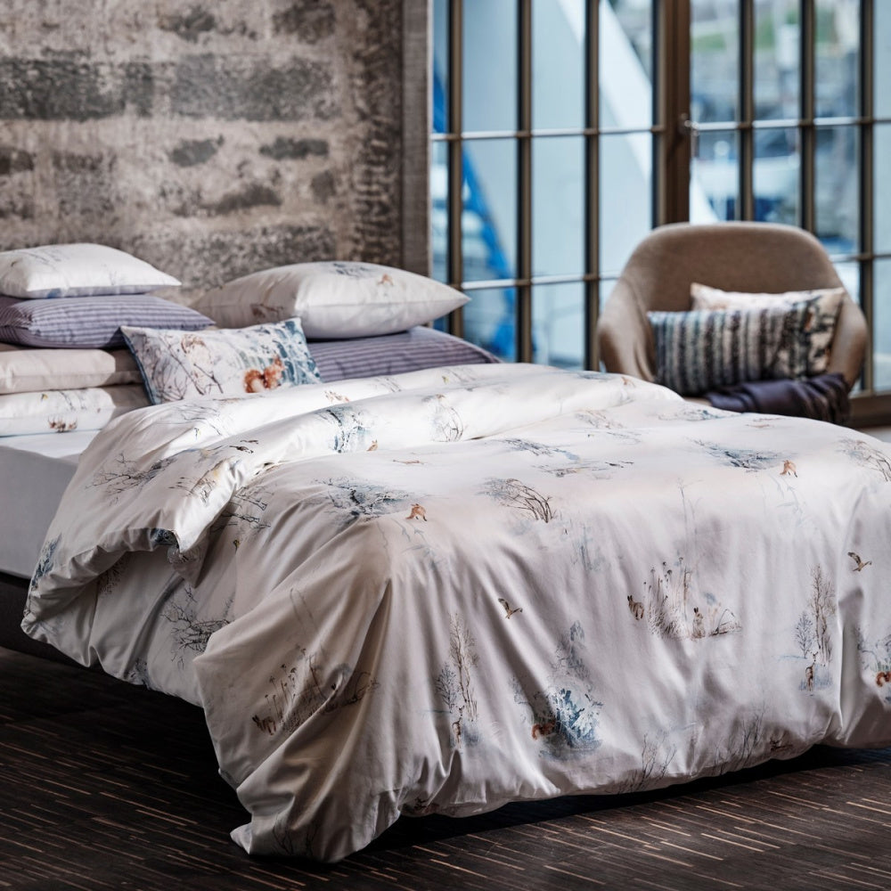 Dekbedovertrek Finja met winterse illustraties