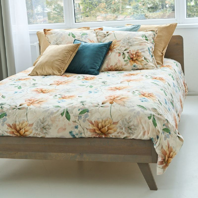 Dekbedovertrek Hetty van Nomo met warme goudtinten