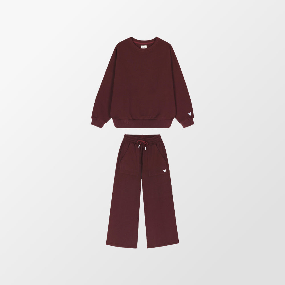 Loungepak Bordeaux van Woody in zachte joggingstof