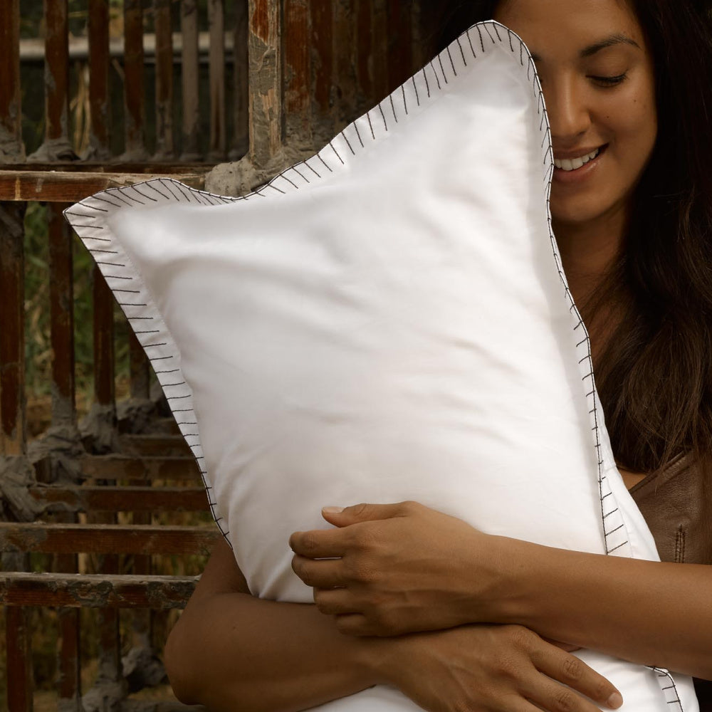 Pella white - 1800 black