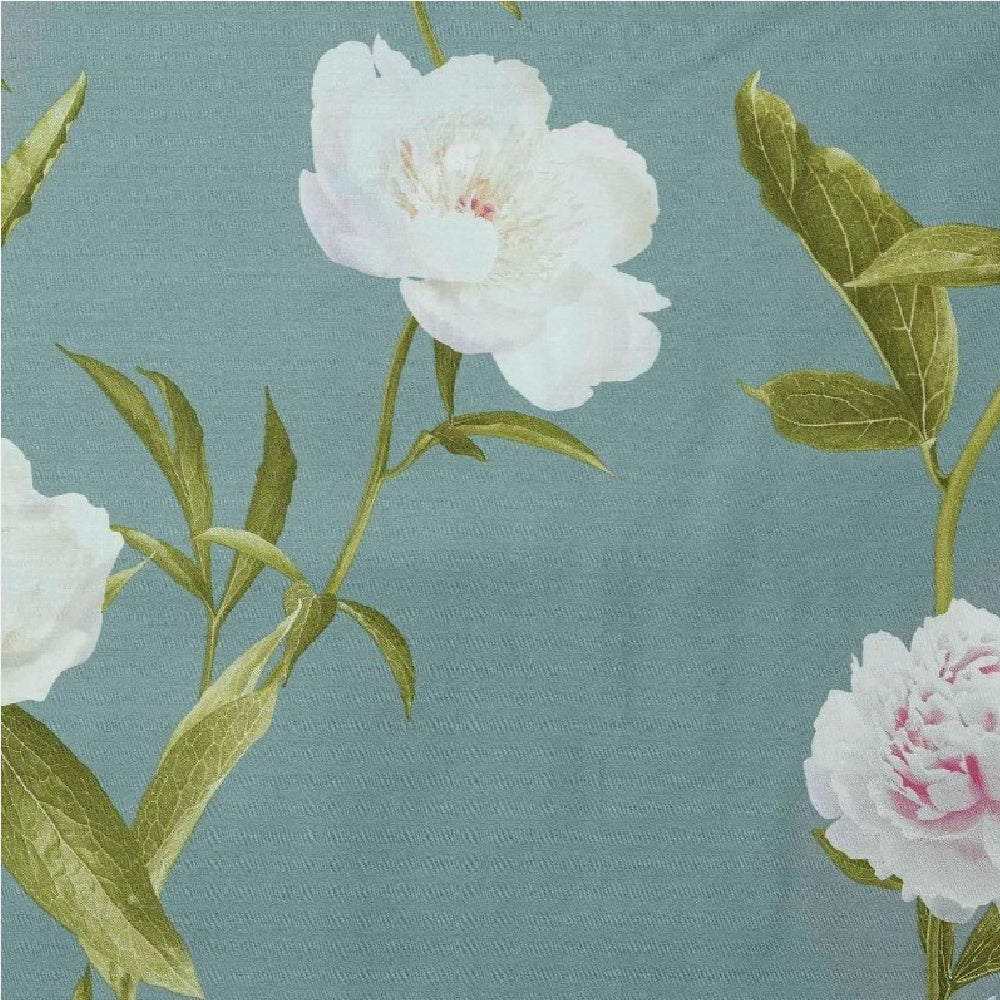 Detail van dekbedovertrek Regale Wilton Blue van Signoria