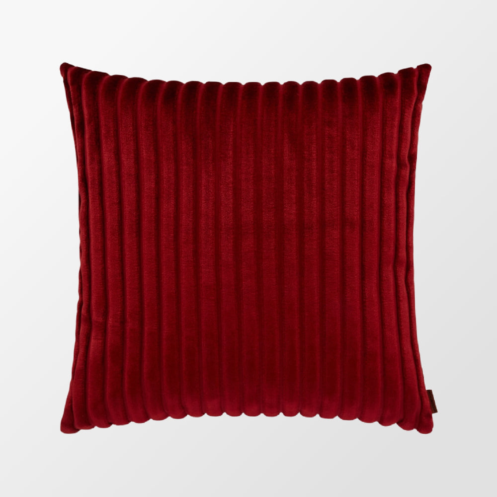 Sierkussen bordeauxrood van Missoni