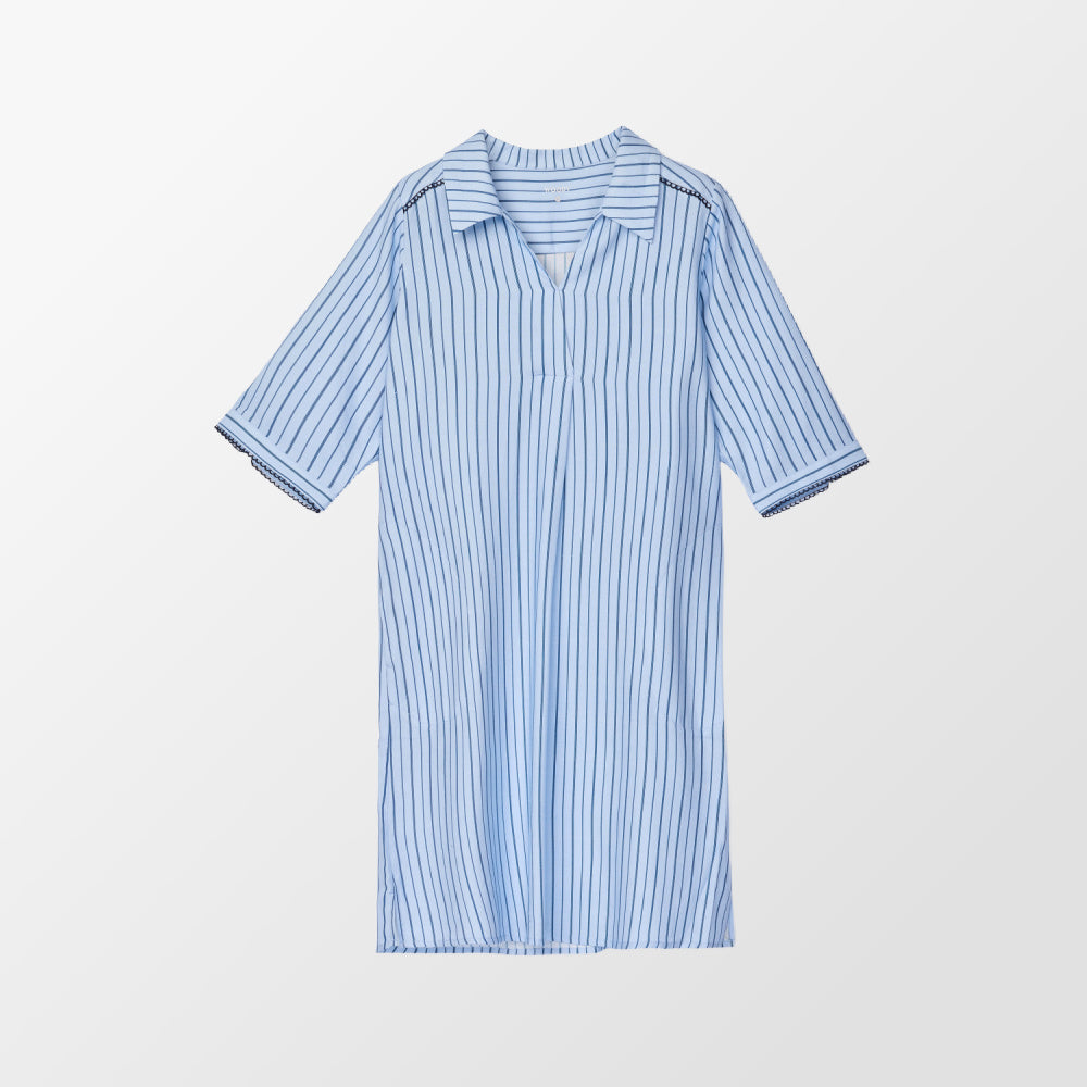 Chemise de nuit bleue rayée de Woody en tissu léger