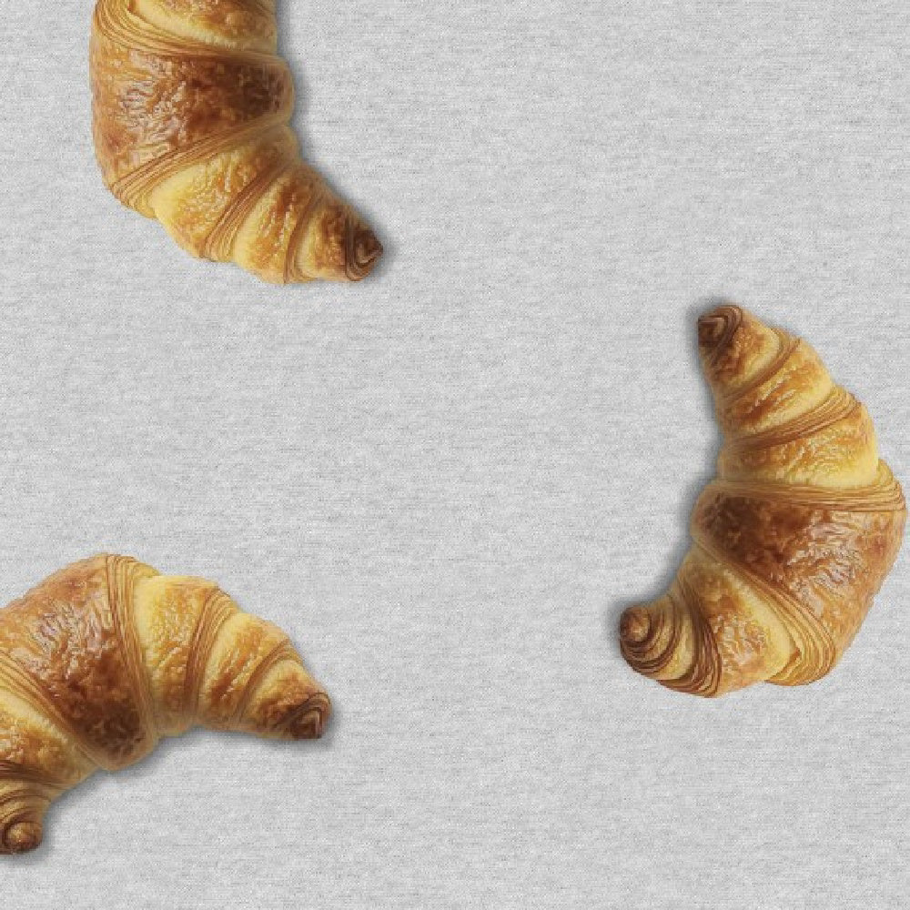 Détail de la chemise de nuit de Snurk à motifs croissants