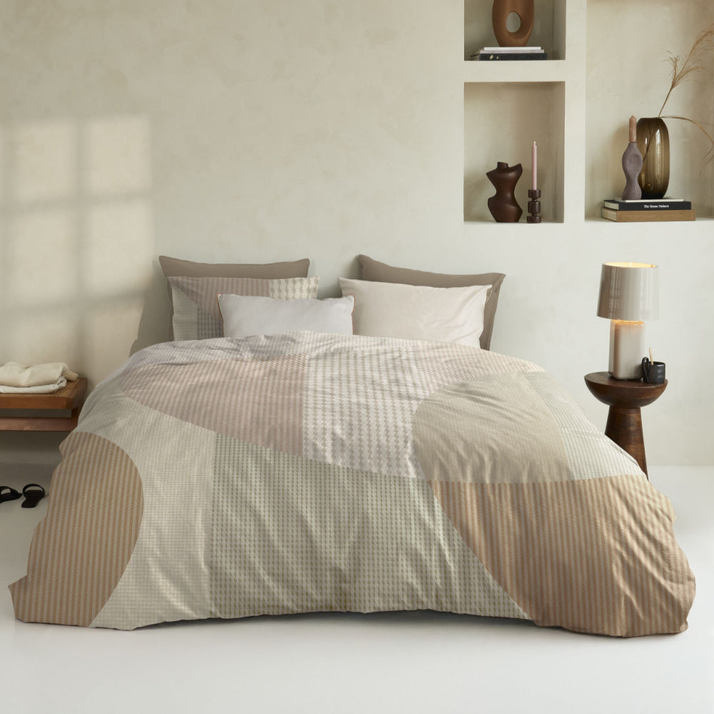 Minimalistisch dekbedovertrek Tove Natural van Beddinghouse