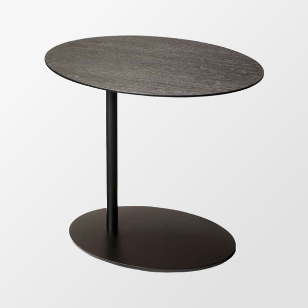 Nachtkastje met organische vorm van  Menza