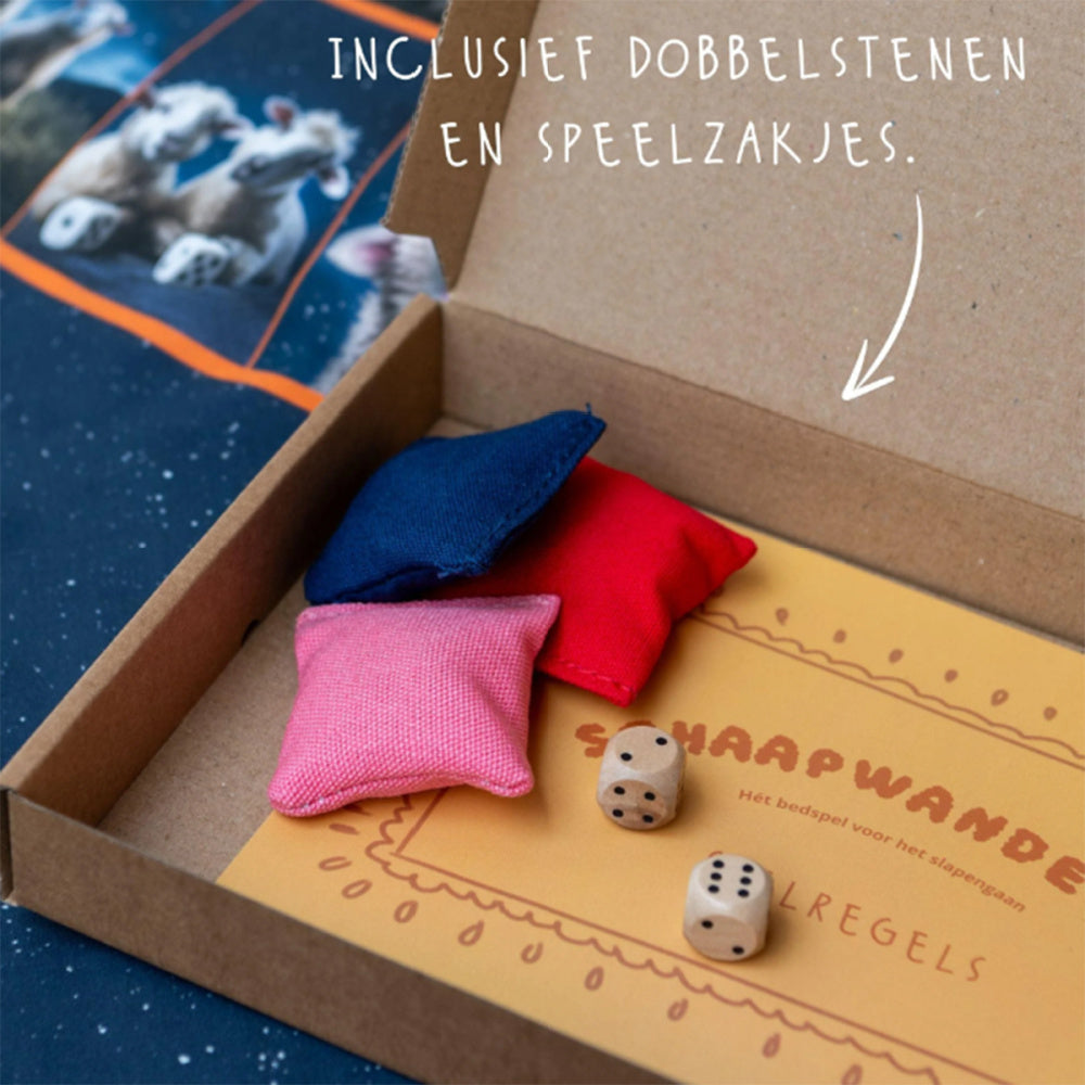 Dekbedovertrek schaapwandelen met doosje met vier speelzakjes, twee dobbelstenen